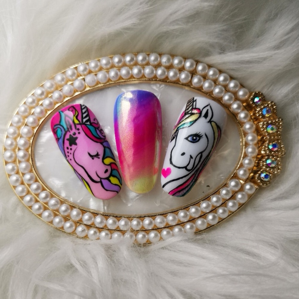 student work corso unicorno unghie