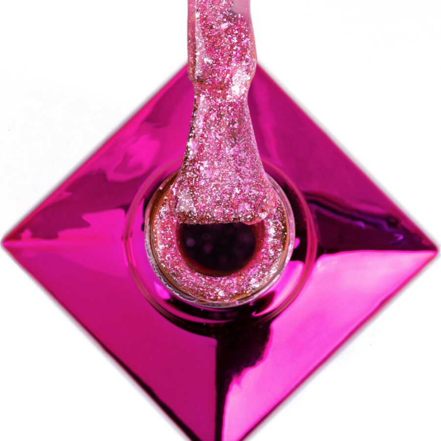 smalto semipermanente rosa con flakes
