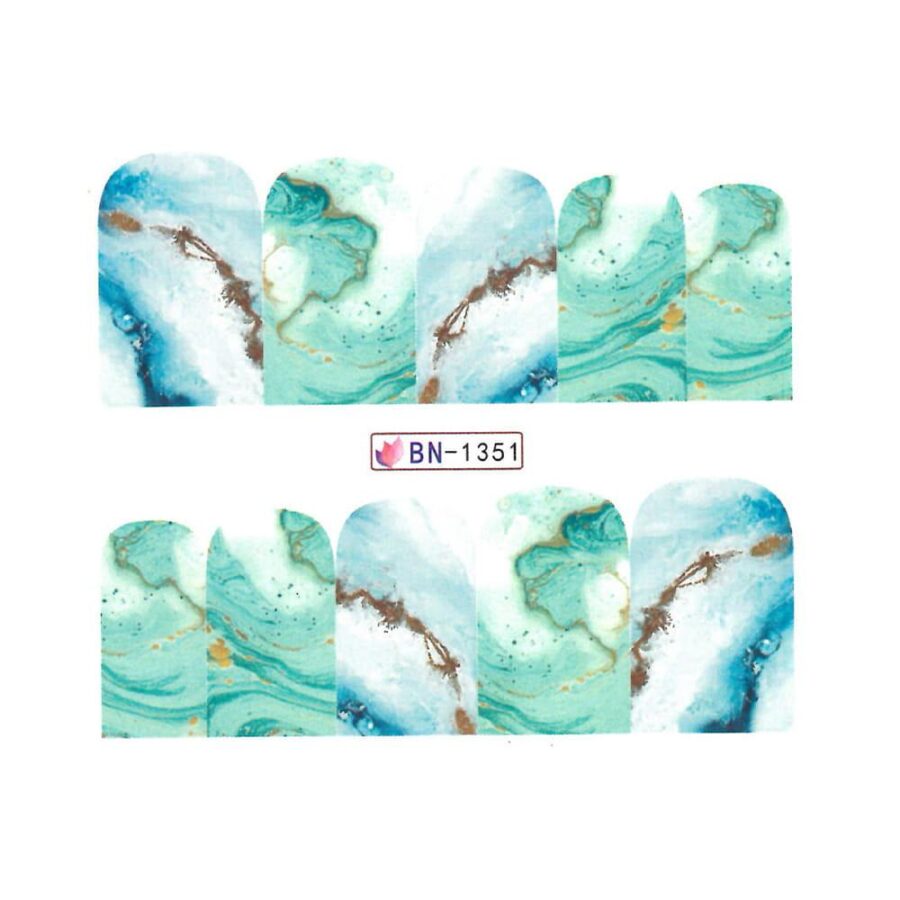 waterdecal effetto marmo azzurro unghie